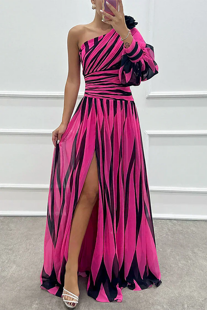 Shiloh | One-Shoulder Striped Maxi Dress