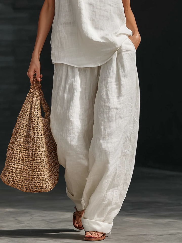 Charlotte | Sleeveless set with wide trousers