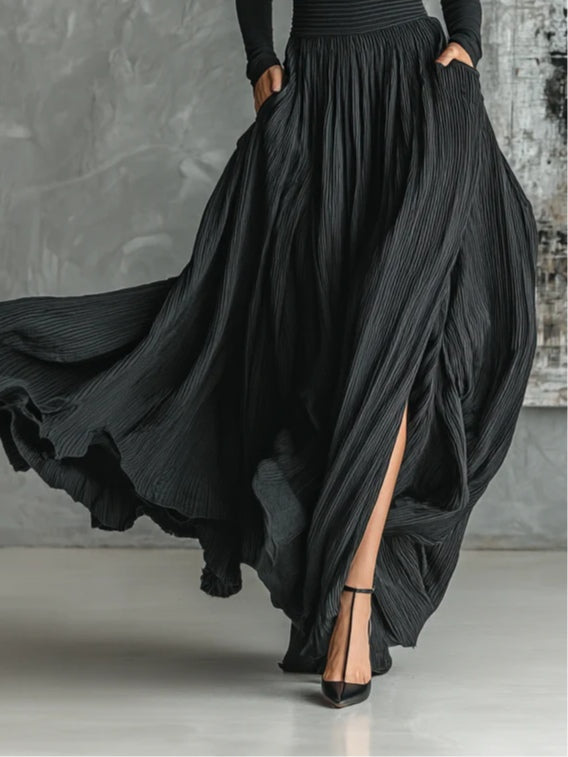 Daphne | Elegant set with pleated skirt