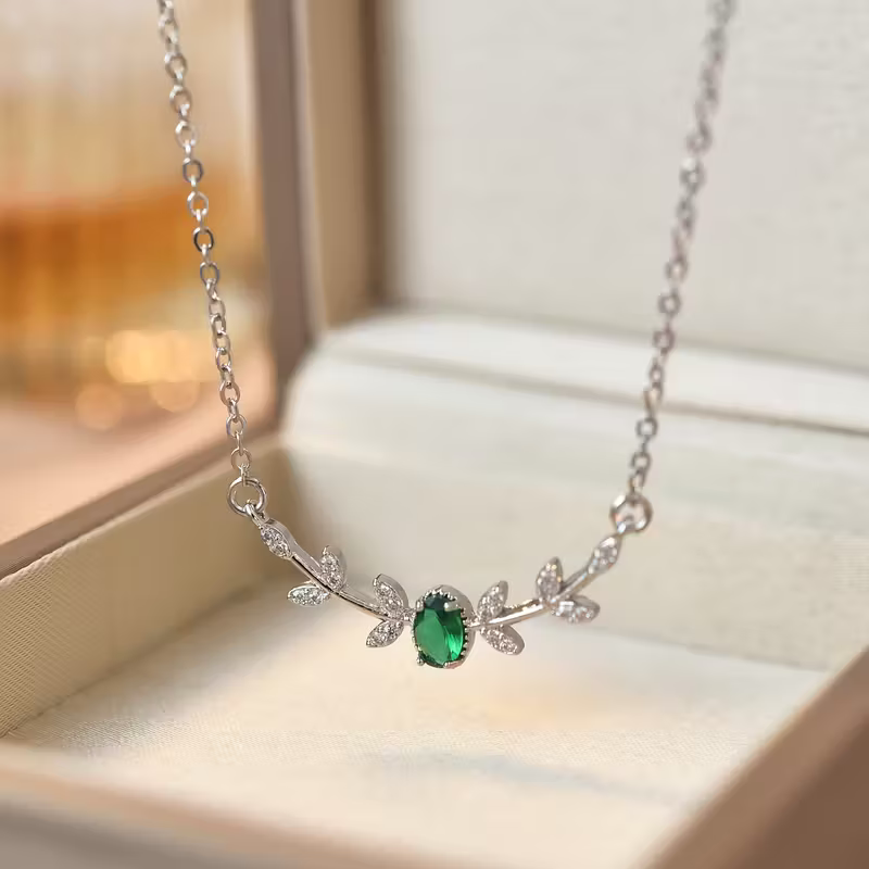 Laurel | Bloom Necklace