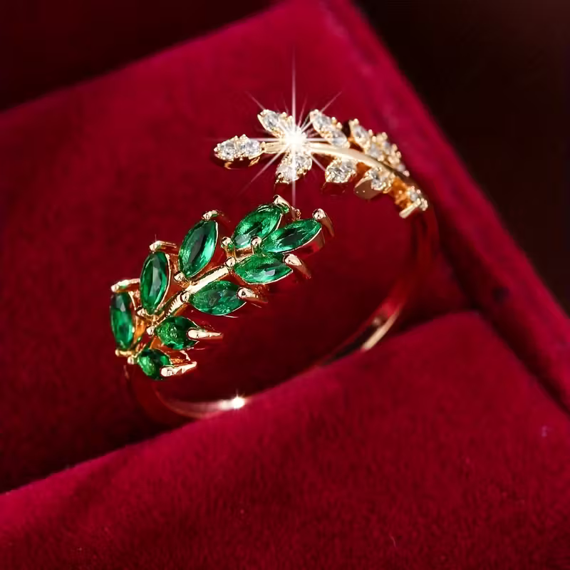 Laurel | Emerald Ring