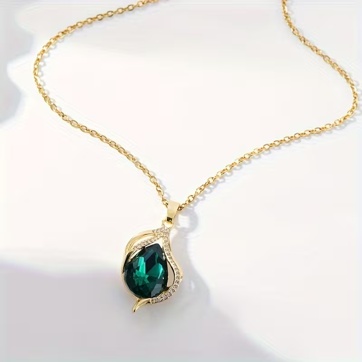 Erin | Emerald Wave Necklace